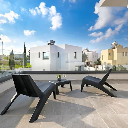 Merope - 3bed En-suite Villa