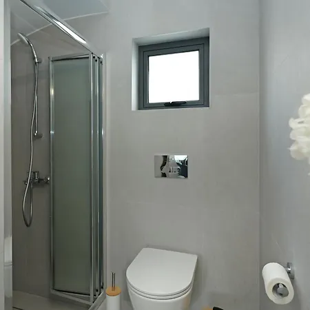 Merope - 3bed En-suite Вилла Паралимни