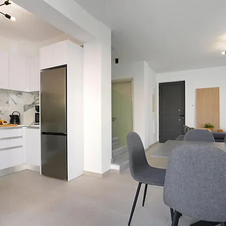 Merope - 3bed En-suite * Paralímni