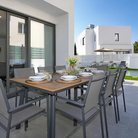 Merope - 3bed En-suite * Paralímni