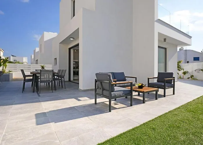 Merope - 3bed En-suite * パラリムニ