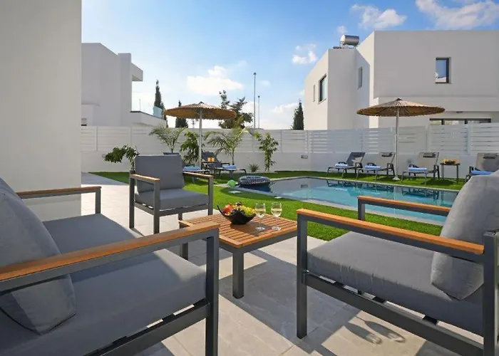 Merope - 3bed En-suite Villa Paralimni