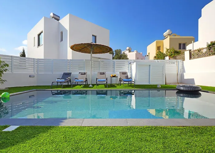 Merope - 3bed En-suite Villa
